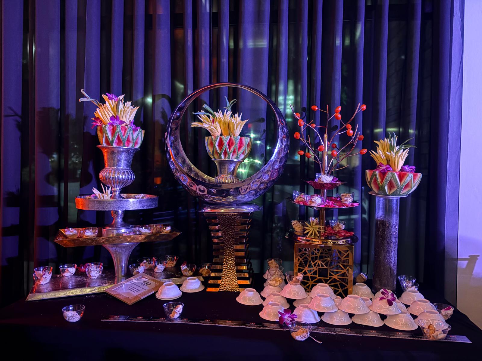 Reception table setting